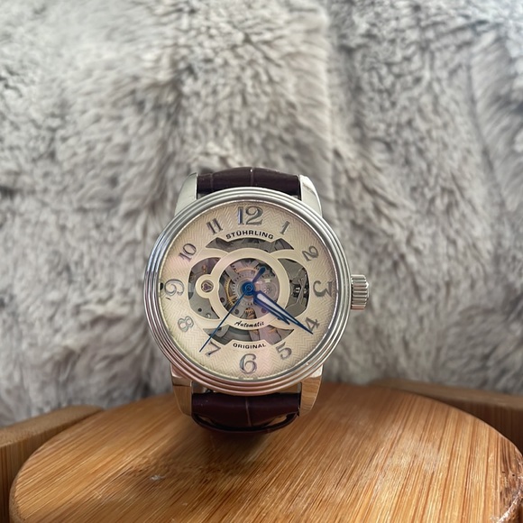 Stuhrling Original Automatic 20 Jewels CAL.ST-90050 Winding Watch - Picture 3 of 16